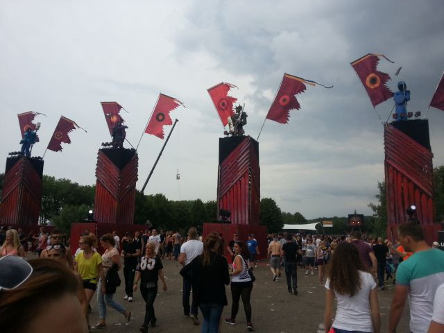 spgm/gal/Defqon1_2014_(28.6.14)/20140628_172344.jpg