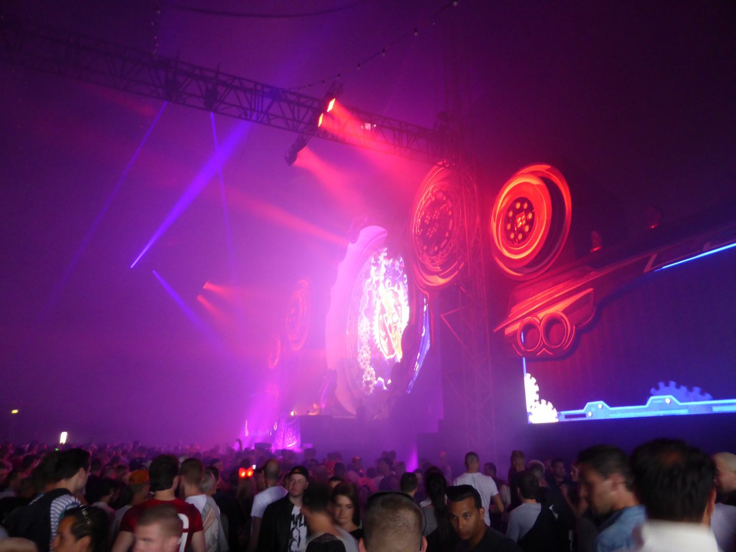 spgm/gal/Defqon1_2015/20150620_181158.jpg