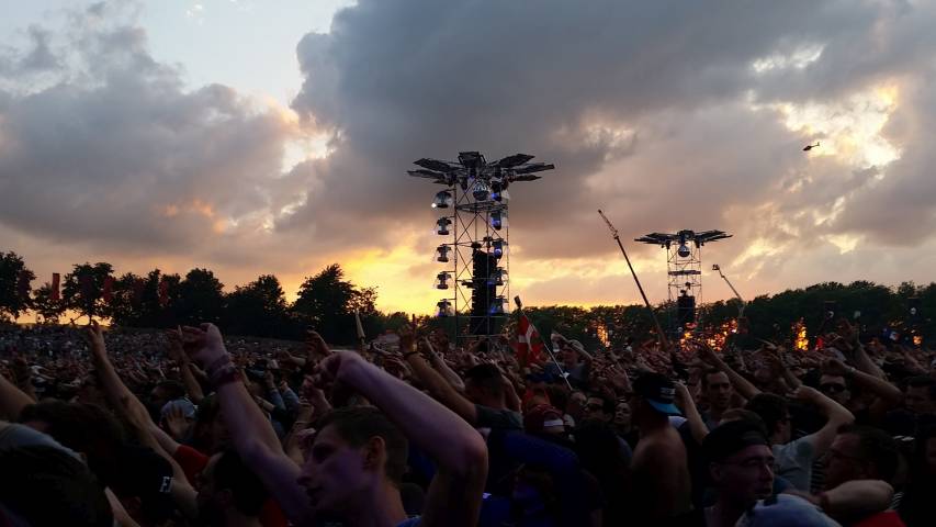 spgm/gal/Defqon1_2016_(25.6.16)/20160625_214519.jpg