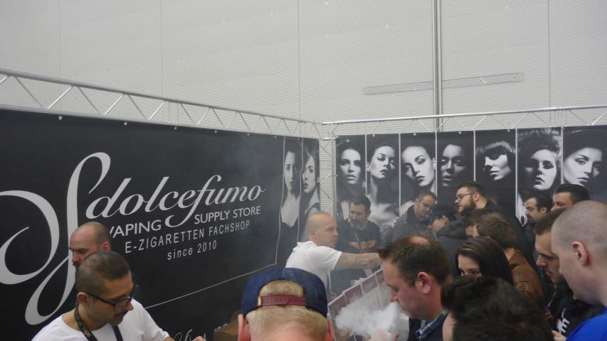 spgm/gal/Hall_of_Vape_Stuttgart_(23.-24.4.16)/20160423_120346.jpg