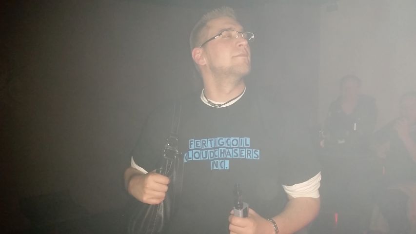 spgm/gal/Hall_of_Vape_Stuttgart_(23.-24.4.16)/20160424_001608.jpg