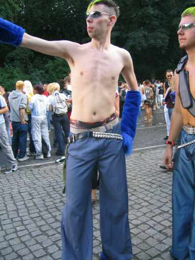 spgm/gal/Loveparade_und_Lovestern_2003/0234.jpg